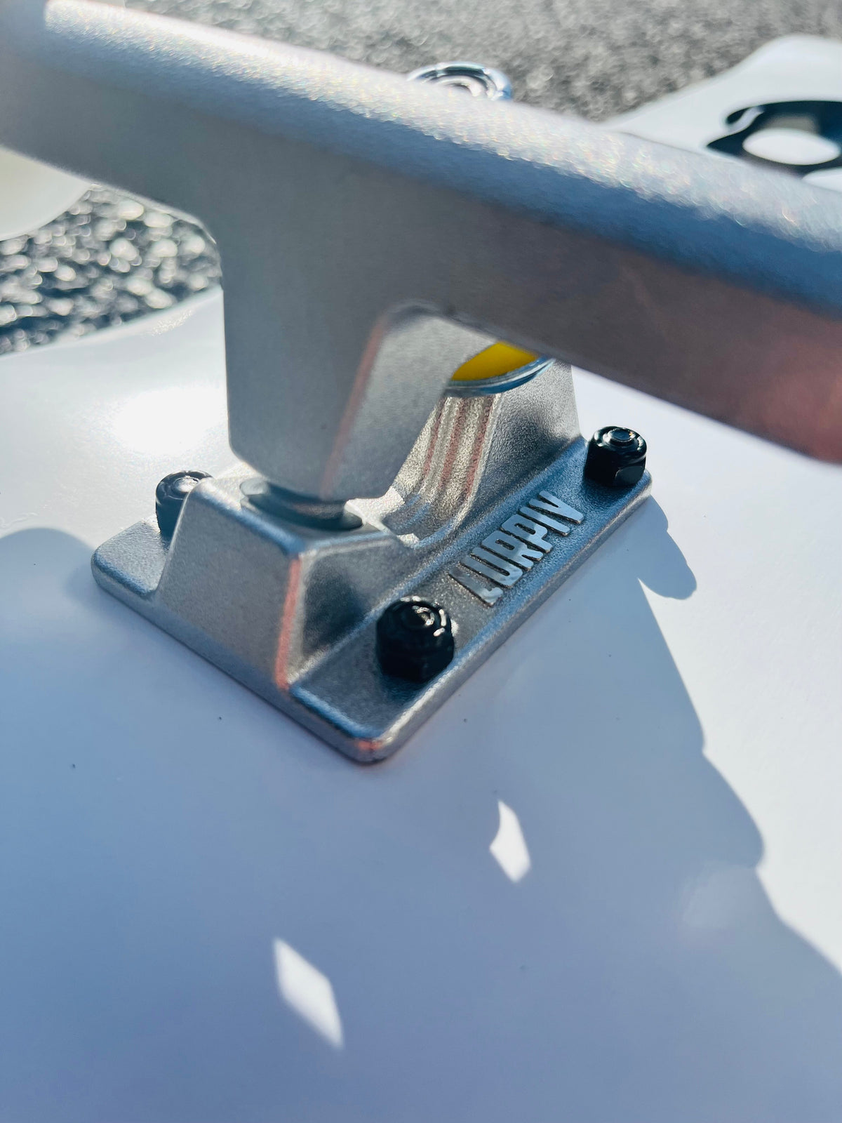 Best Skateboard Trucks for Street Skating in the UK